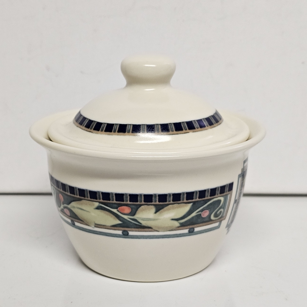 Portfolio by Pfaltzgraff Forest Lidded Bowl USA – Sugar Bowl / Crock